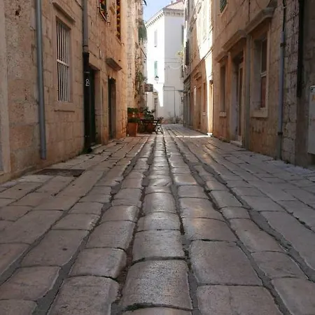 Penthouse Duplex Anna - 4 Bed 3 Bath - Seaview - Free Parking - And Restaurants 250m - Ciovo And - 15 Minutes To Airport Apartment Trogir